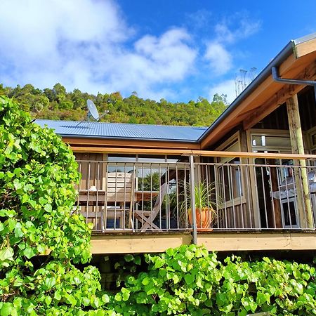 Riverstone Retreat Karamea Kamer foto