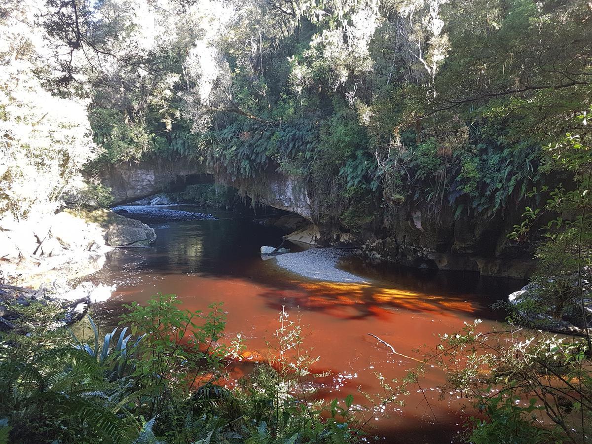 Riverstone Retreat Karamea Buitenkant foto